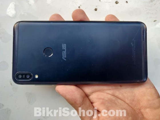 Asus ZenFone max pro m1